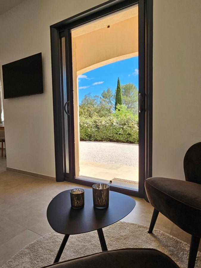 Suite Sieste En Provence Entrecasteaux Exterior photo